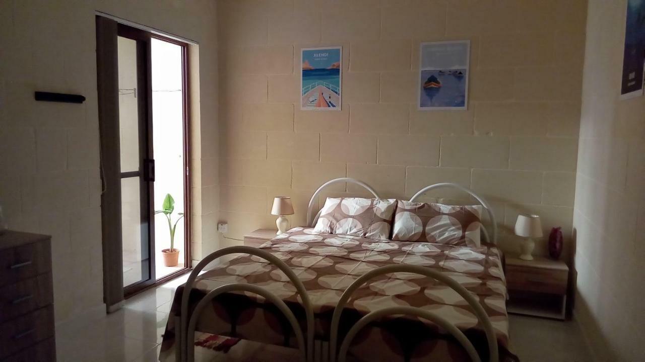 Rubis Apartment วิกตอเรีย ภายนอก รูปภาพ